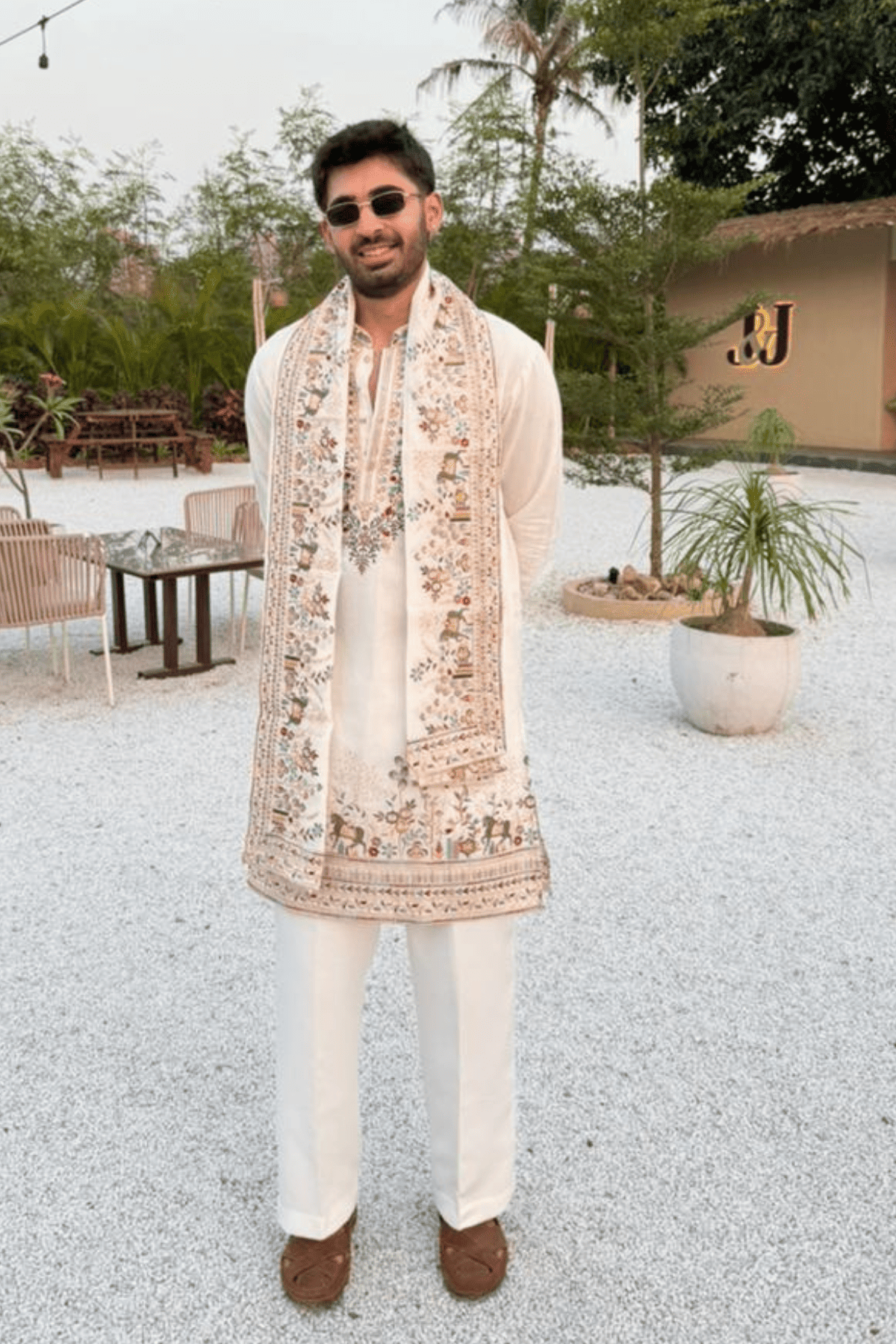 6 Ivory Embroidered Kurta Pyjama For Men with Heritage Dupatta (Luxury Korean Pants) F2-1020