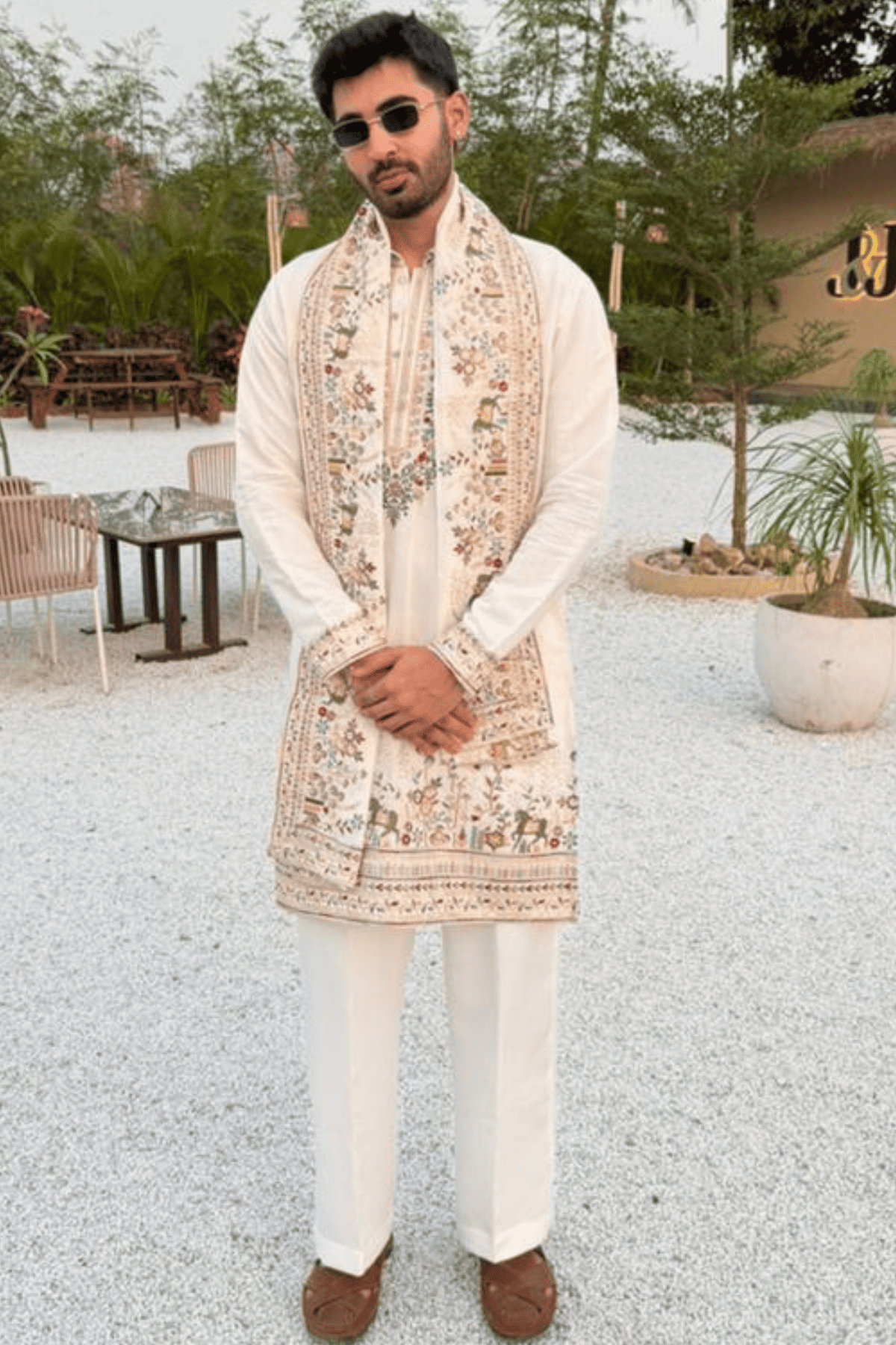 9 Ivory Embroidered Kurta Pyjama For Men with Heritage Dupatta (Luxury Korean Pants) F2-1020