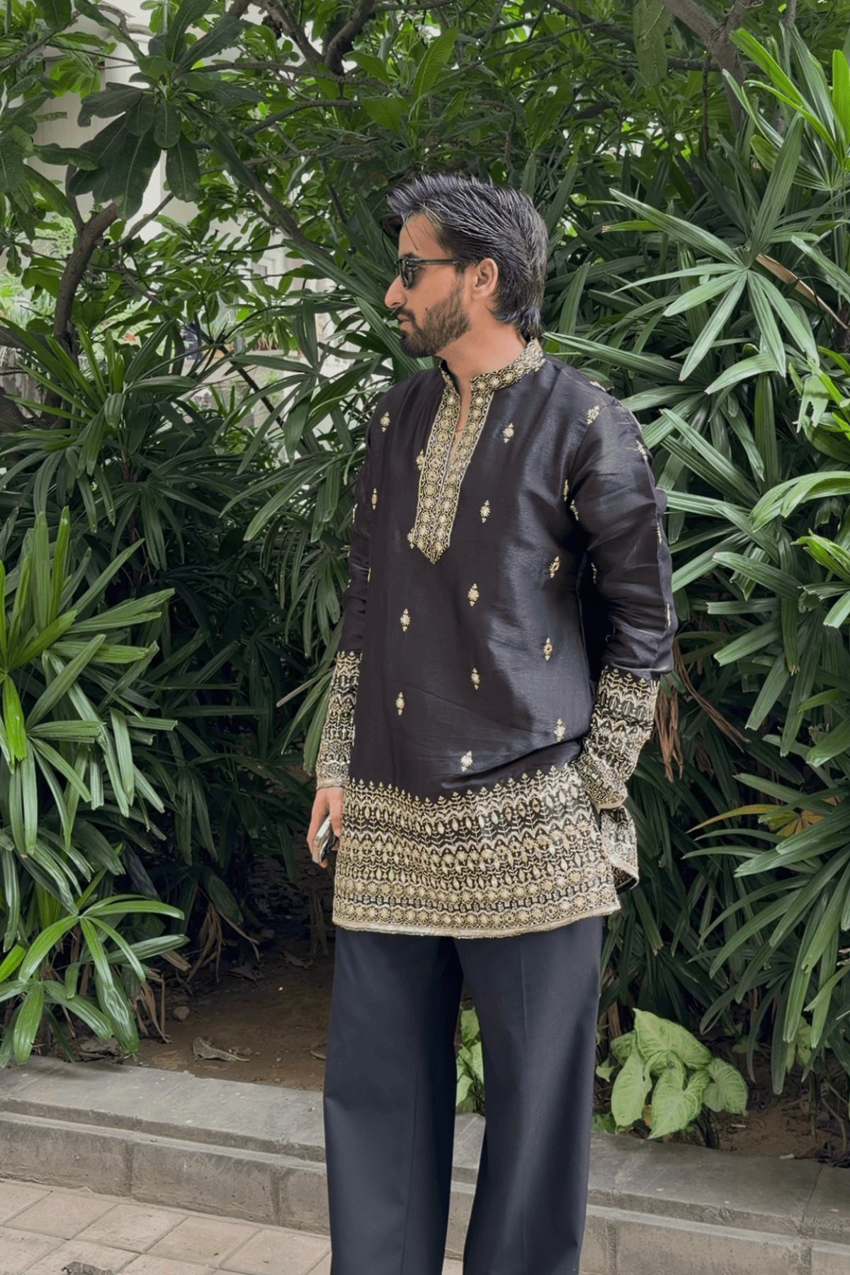 Black Heritage Embroidered Kurta Set For Men With Dupatta (Luxury Korean Pants)