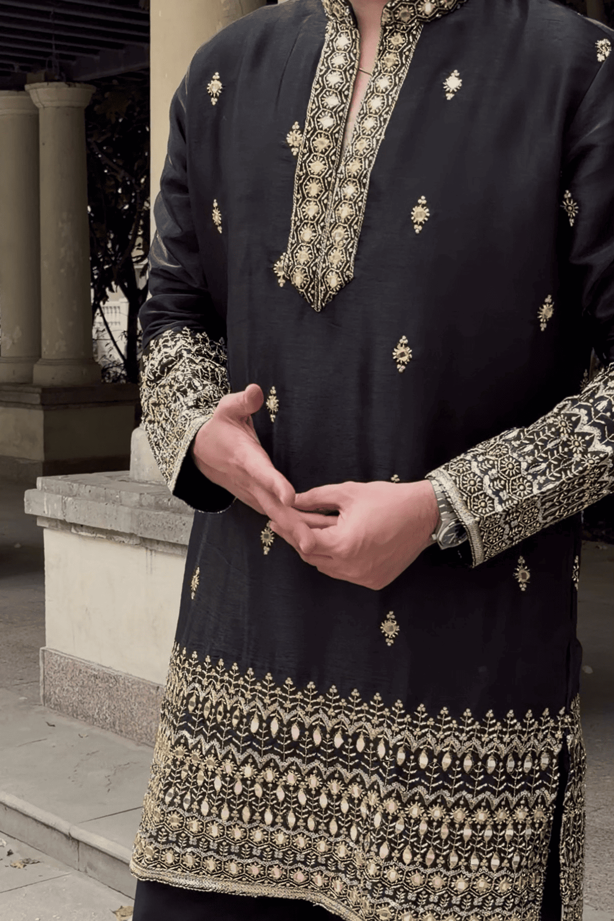Black Heritage Embroidered Kurta Set For Men With Dupatta (Luxury Korean Pants)