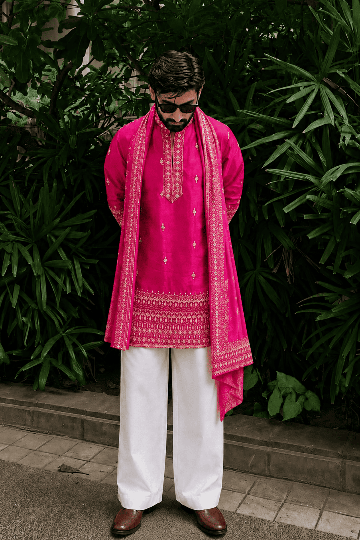 Rani Pink Heritage Embroidered Kurta Set For Men With Dupatta (Luxury Korean Pants)
