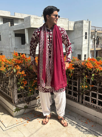 Marron Kurta-Patilaya set with White Thread Work