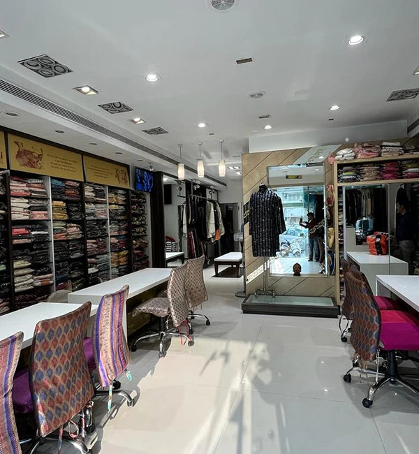 F2 – An Ethnic Designer Studio, Alkapuri