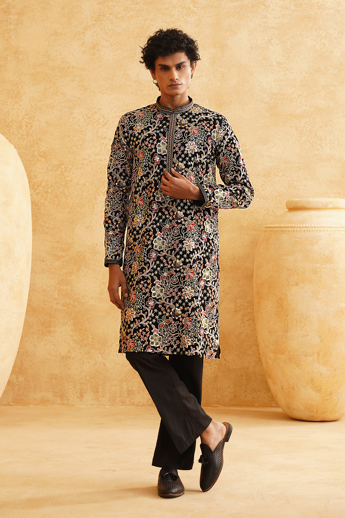 Midnight Garden Kurta: Black with Sequin and Embroidery Floral Work