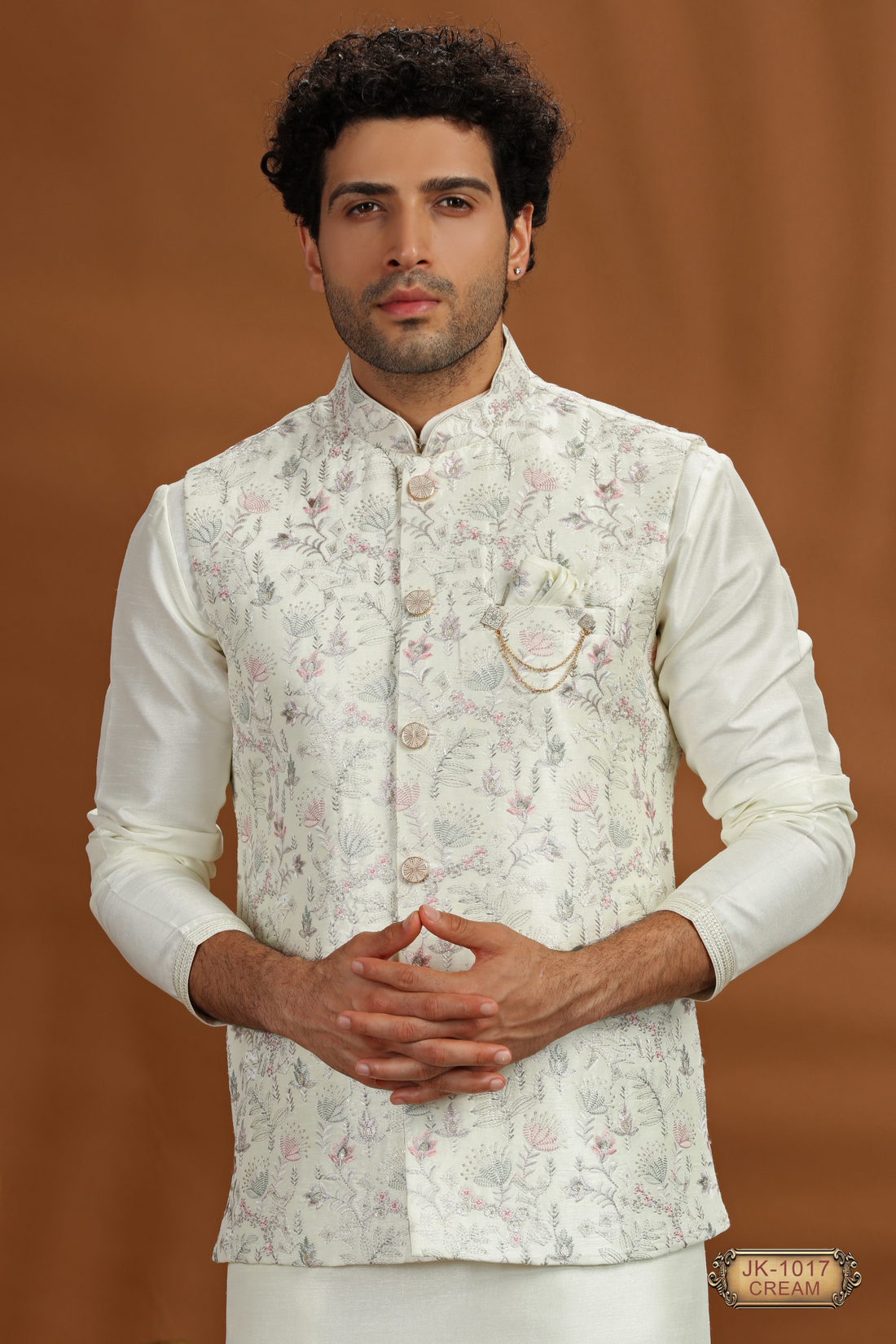 Cream Floral Coti Kurta Set – Timeless Sophistication for Weddings & Celebrations ✨🌿